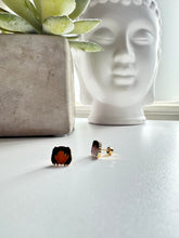 Load image into Gallery viewer, Dora R. Earrings