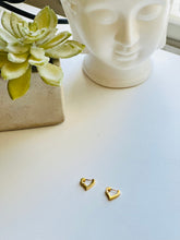 Load image into Gallery viewer, Heart Earrings
