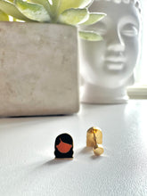 Load image into Gallery viewer, Mari Earrings
